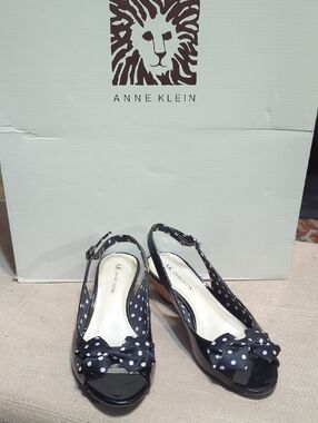 Anne Klein slingback heels black and white polka dot design. cute!